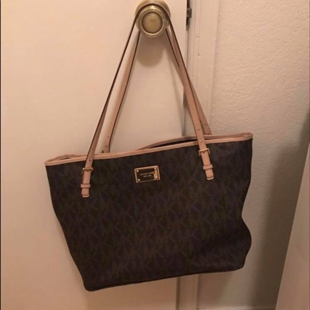 Michael kors baby bag with changing pad